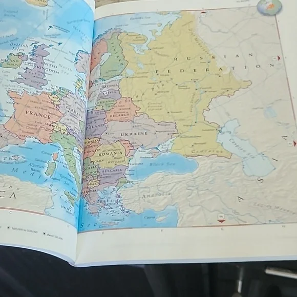 Atlas - Picture 2 of 4